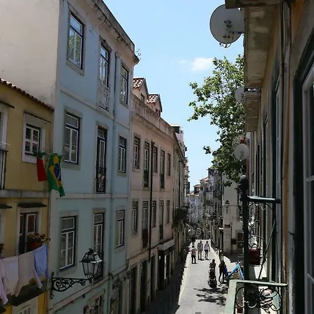 Stunning With Yard In Alfama * Lisboa