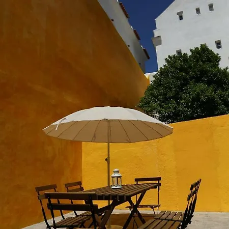 Appartement Stunning With Yard In Alfama *