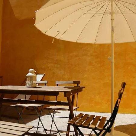 Stunning With Yard In Alfama 公寓